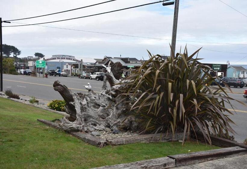 בית מלון כפרי Lighthouse Cove Inn