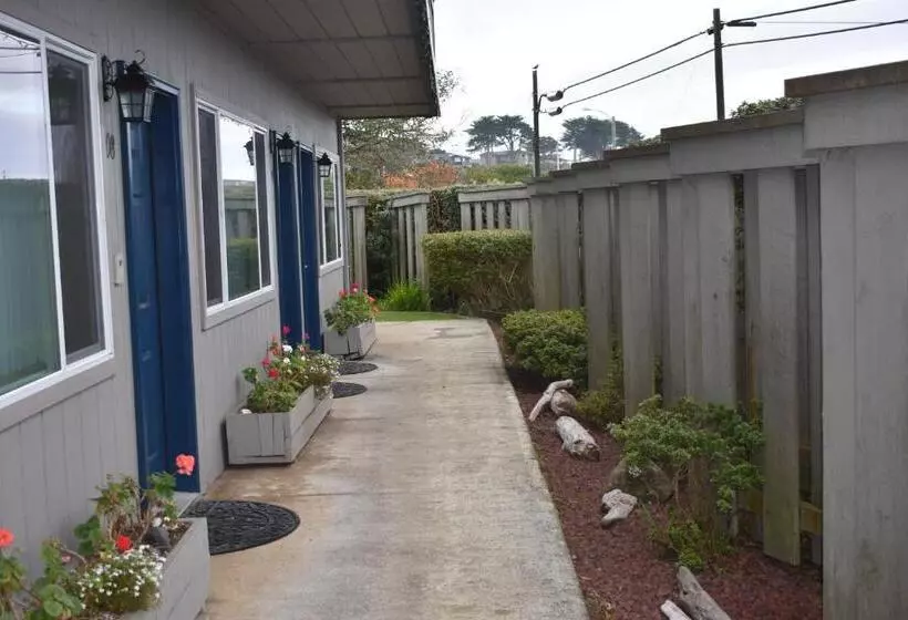 Hotelli Lighthouse Cove Inn