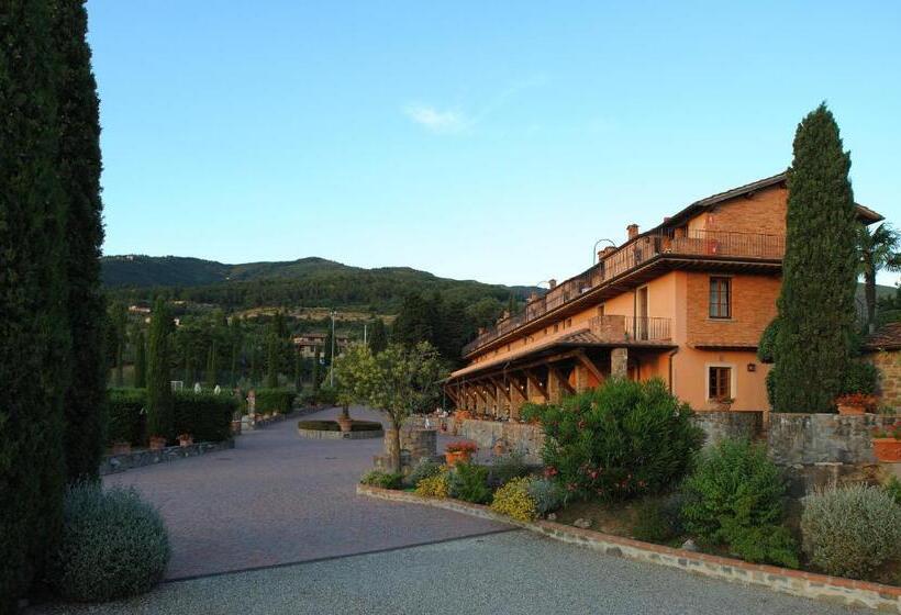 La Piazza Di San Donato