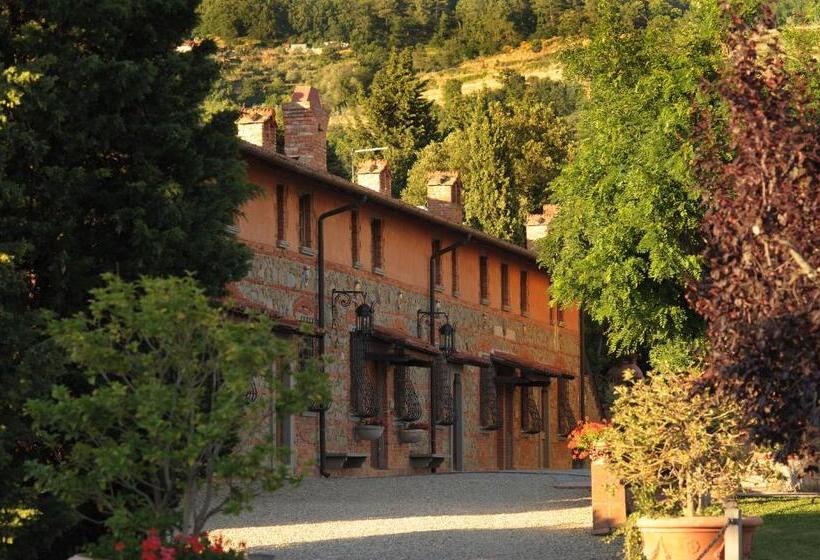 La Piazza Di San Donato