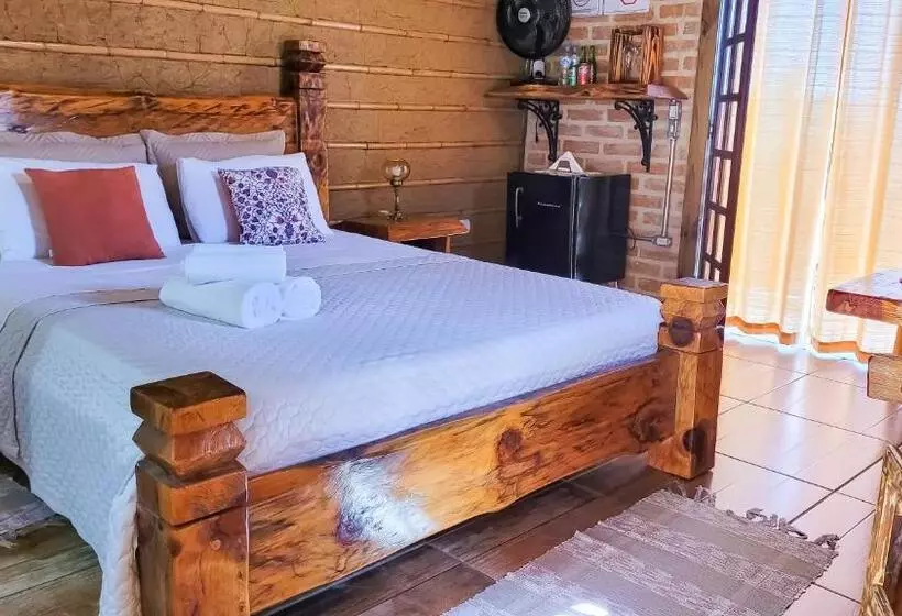 Majatalo Pousada Chales Rancho Caipira