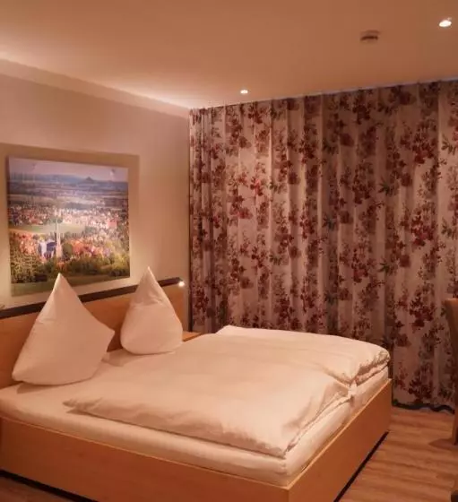 Hotelli Gasthof Luis