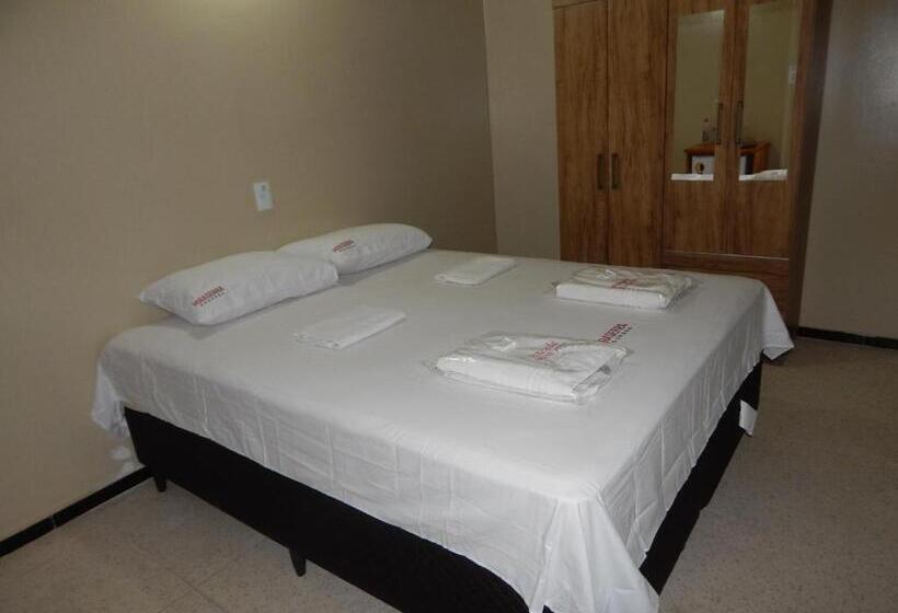 פנסיון Miraserra