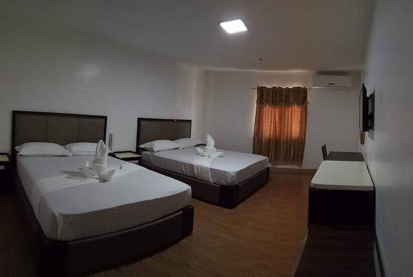 هاستل Meaco Hotel Royal   Tayuman