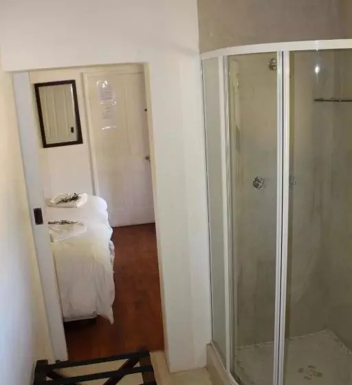 هتل Cango Caves Estate