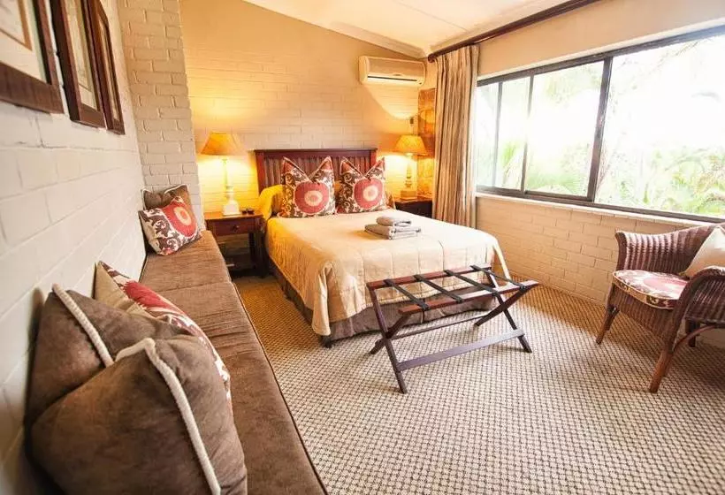 پانسیون Hilltop Manor Bed And Breakfast