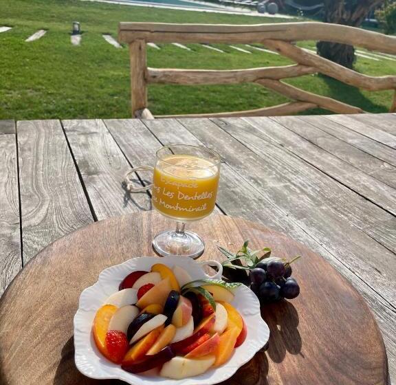 ペンション Le Mas Saint Philippe