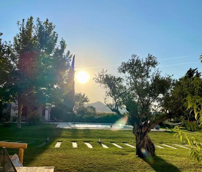 ペンション Le Mas Saint Philippe