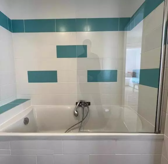 Appart'hôtel La Suze Sur Sarthe