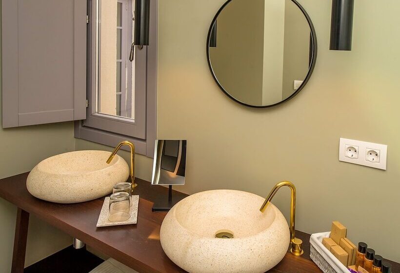 هتل Boutique Loriente