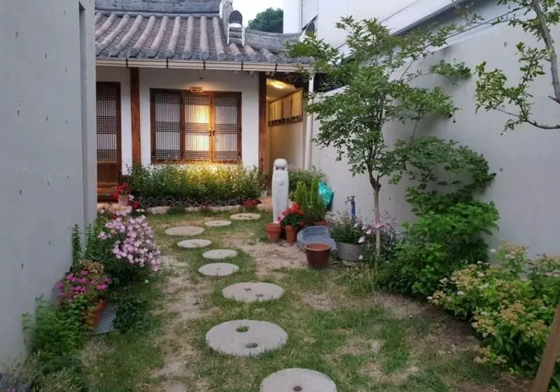 Majatalo The Ladies House