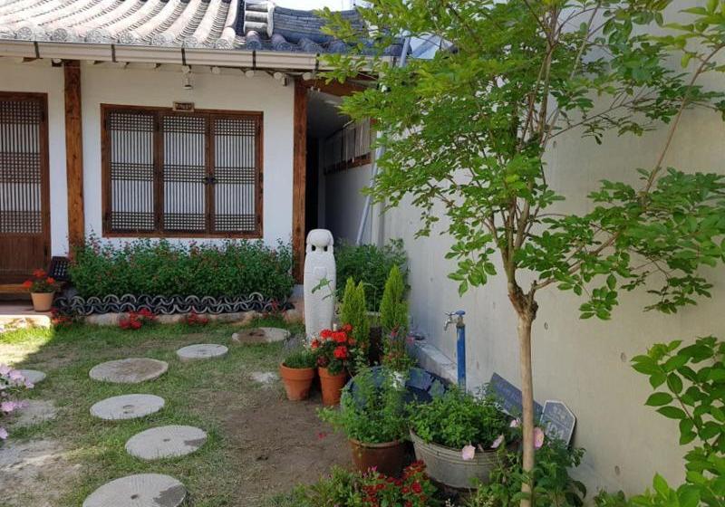 Pensione The Ladies House