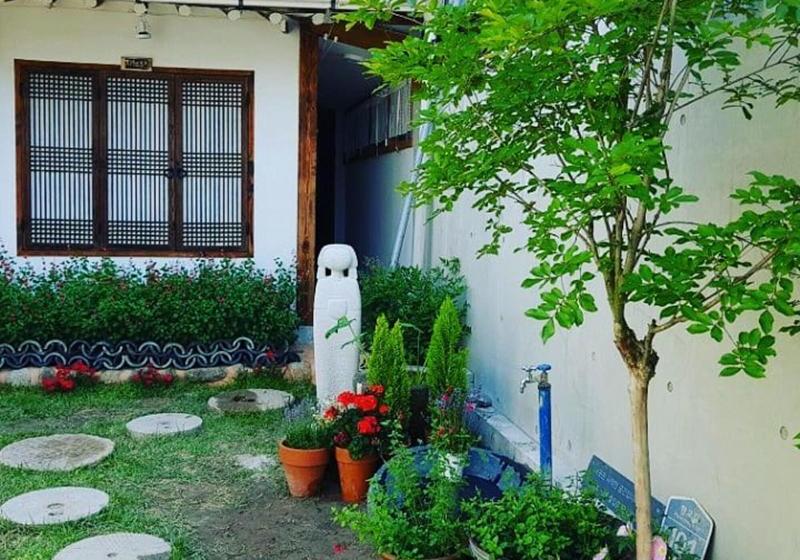 Pensione The Ladies House