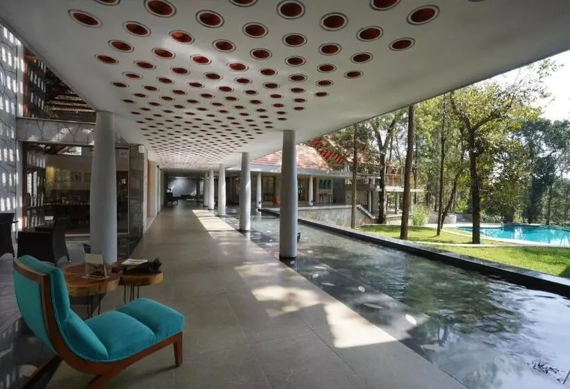 リゾートホテル The Birchwood Retreat, Madikeri