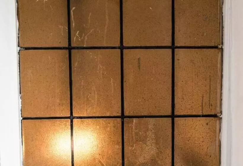 ユースホステル The Black Fox