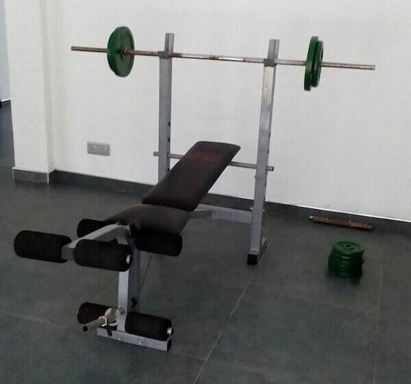 بنسيون Anuhas Airport Villas