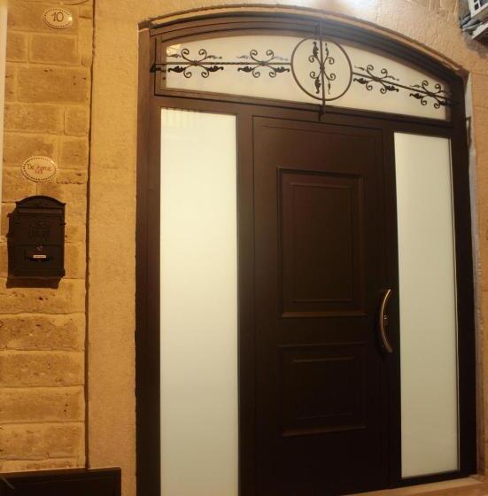 پانسیون Deshome Guest House