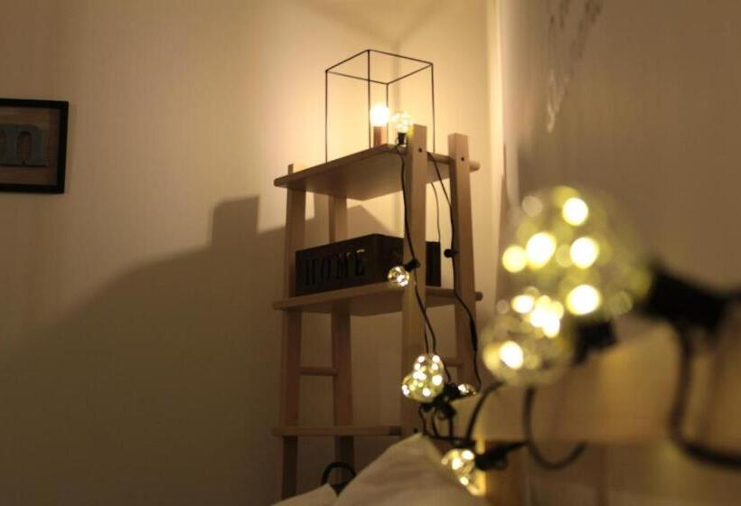 پانسیون Deshome Guest House