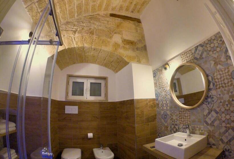 پانسیون Deshome Guest House