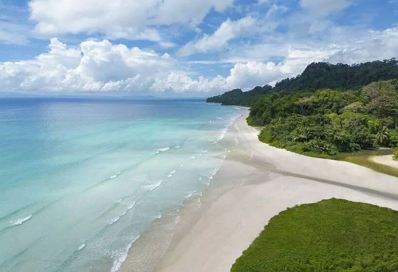Taj Exotica Resort & Spa, Andamans