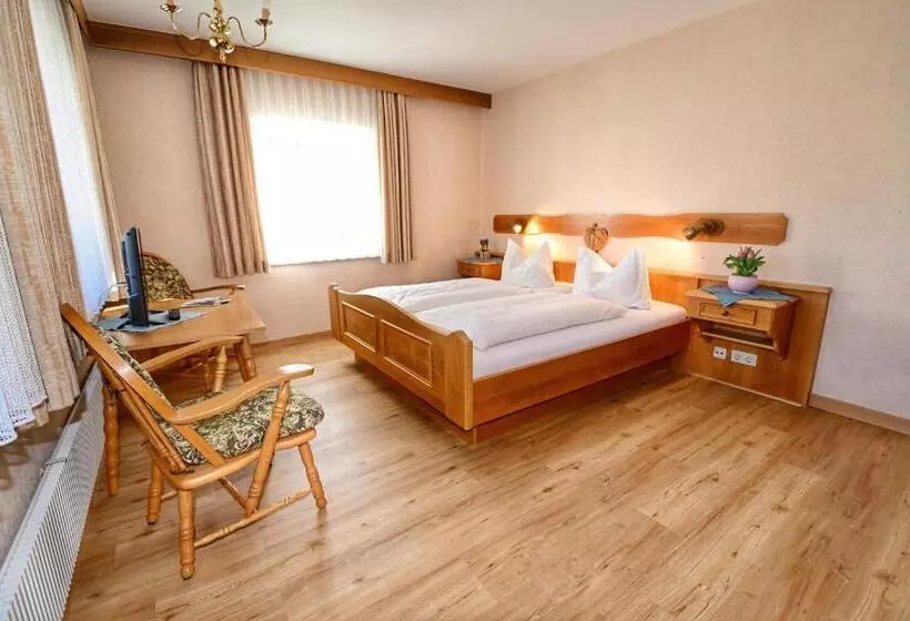 Retkeilymaja Gasthof Oberwirt