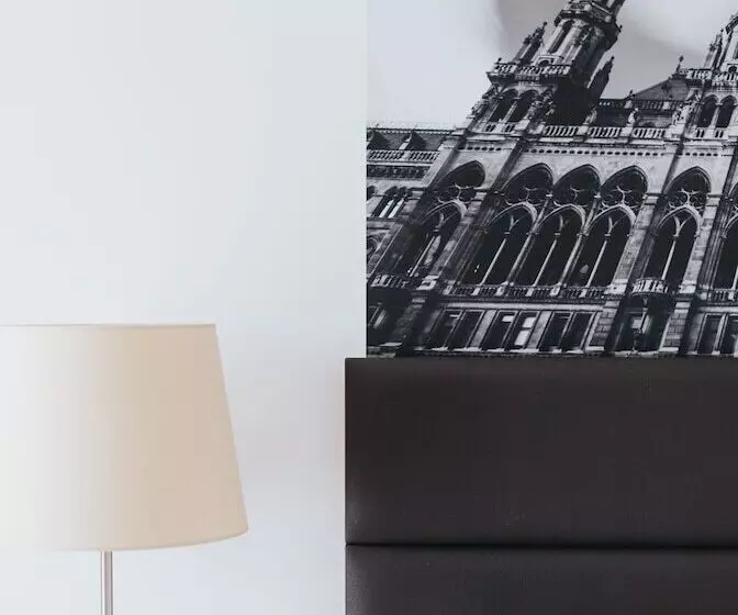 Parks 73 The Townhouse
