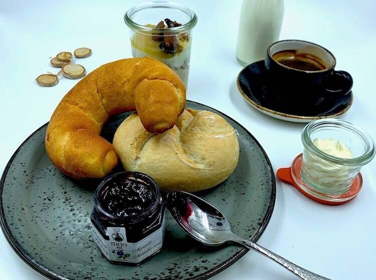 Parks 73 The Townhouse