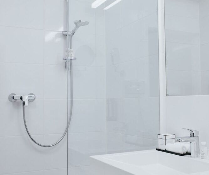 Parks 73 The Townhouse