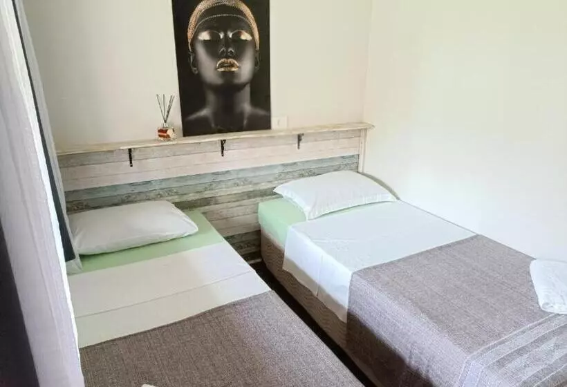 پانسیون Alpha Hospedaria & Hostel