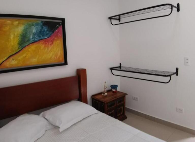 פנסיון Alpha Hospedaria & Hostel