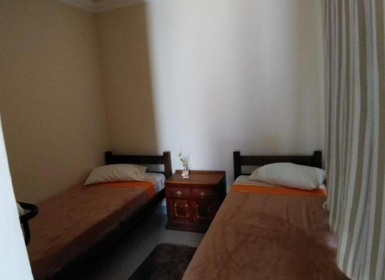 פנסיון Alpha Hospedaria & Hostel