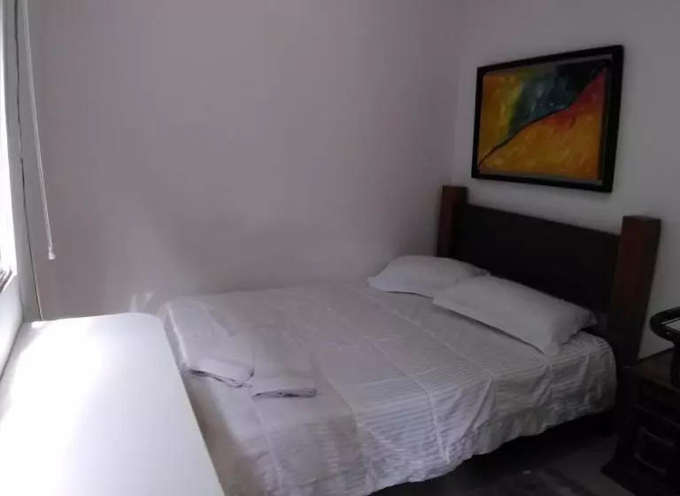 پانسیون Alpha Hospedaria & Hostel