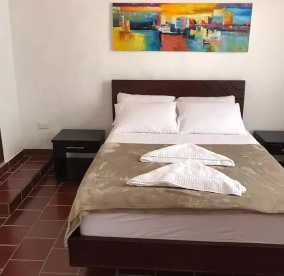 ペンション Hostal Rous San Gil