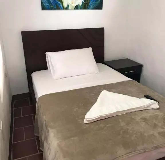 ペンション Hostal Rous San Gil