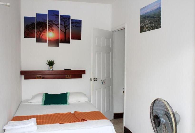 پانسیون Hostal San José