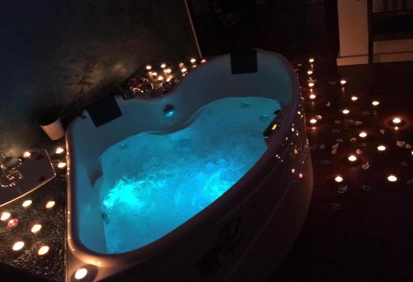 Suitesicily Rooms Vasca Idromassaggio Palermo