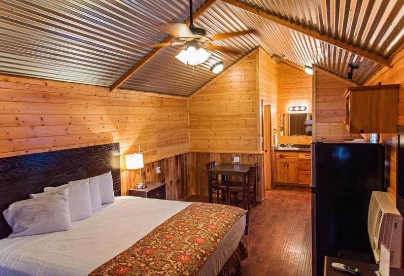 Отель Lone Star Lodge