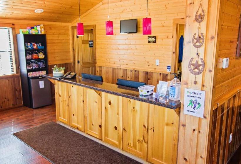 Отель Lone Star Lodge