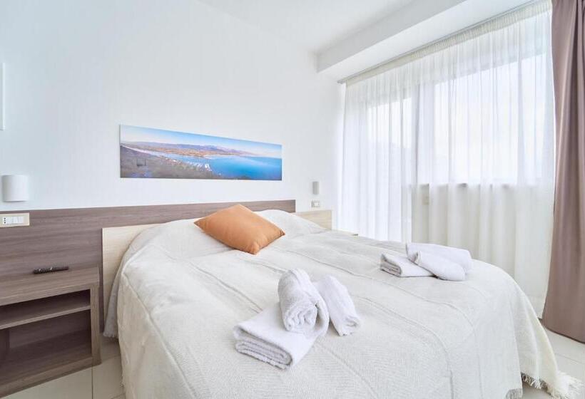 פנסיון Firmafede Guest House