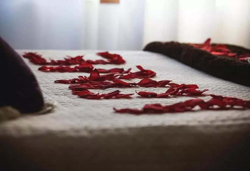 Retkeilymaja Junior Suites Con Jacuzzi