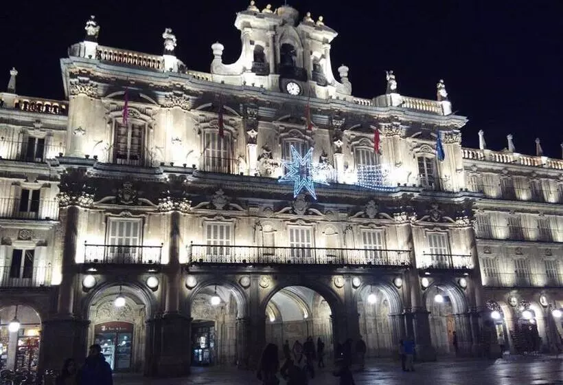 Retkeilymaja Junior Suites Con Jacuzzi