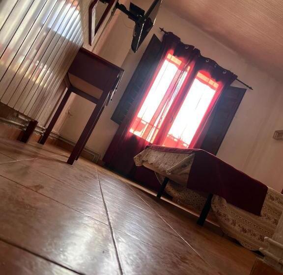 پانسیون Hostal Calderon Cuenca