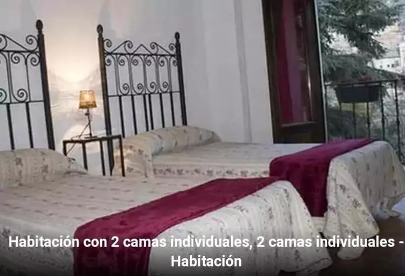 Pensión Hostal Calderon Cuenca