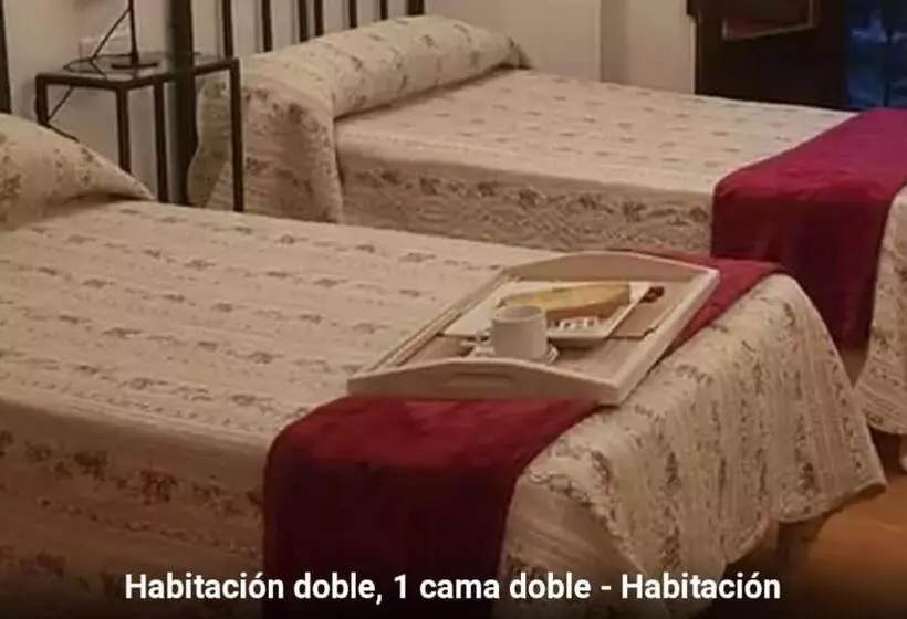Pensión Hostal Calderon Cuenca