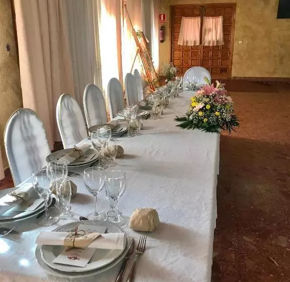 ペンション Hostal Miguel Hernandez