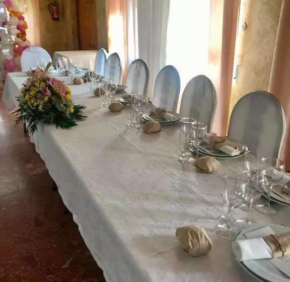 ペンション Hostal Miguel Hernandez