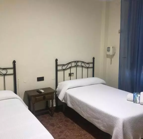 ペンション Hostal Miguel Hernandez