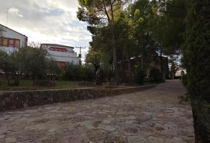 بنسيون Hostal Miguel Hernandez