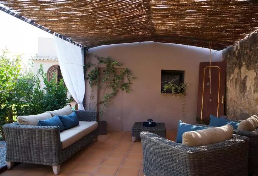 ホテル Can Dispès