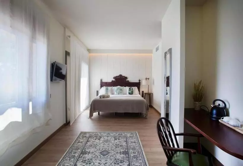 ホテル Can Dispès